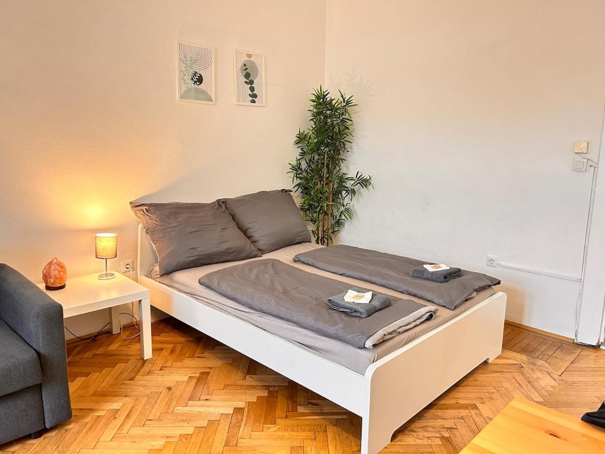 Bright & Cozy In Center 32 New * Wien